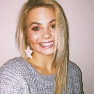 Meet your Posher, Whitney